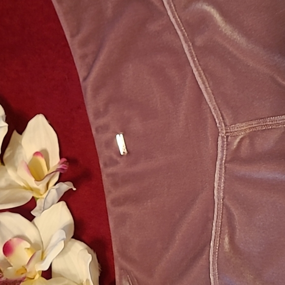 PINK VS Velour Bike Shorts NWOT - Picture 8 of 12